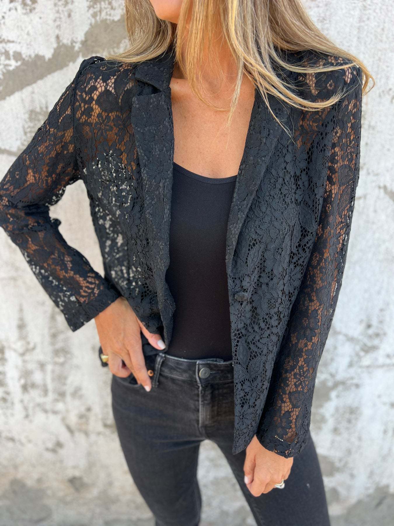 Oliardi Sienna Lace Tailored Blazer